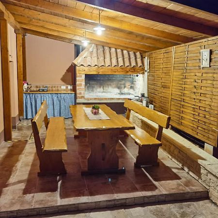 Apartman Bura Appartement Posedarje Buitenkant foto