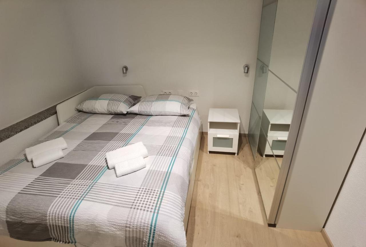 Apartman Bura Appartement Posedarje Buitenkant foto