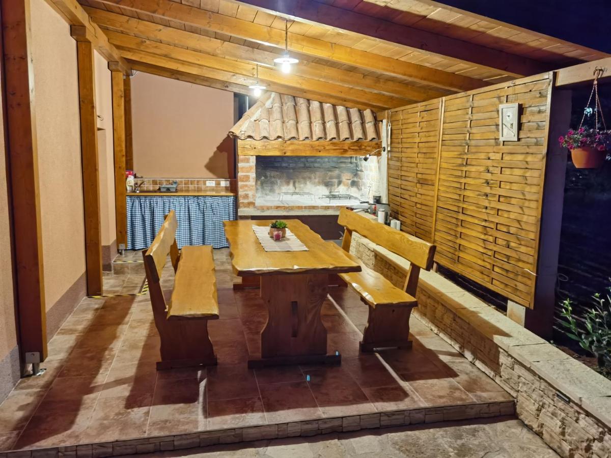 Apartman Bura Appartement Posedarje Buitenkant foto
