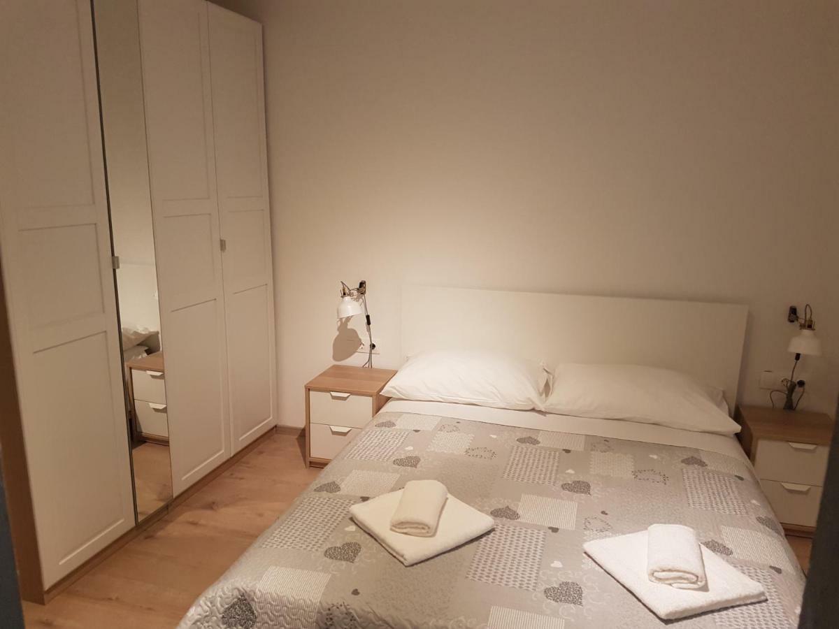 Apartman Bura Appartement Posedarje Buitenkant foto