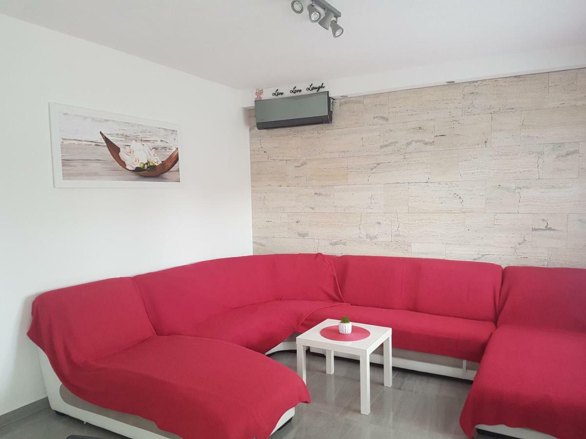 Apartman Bura Appartement Posedarje Buitenkant foto